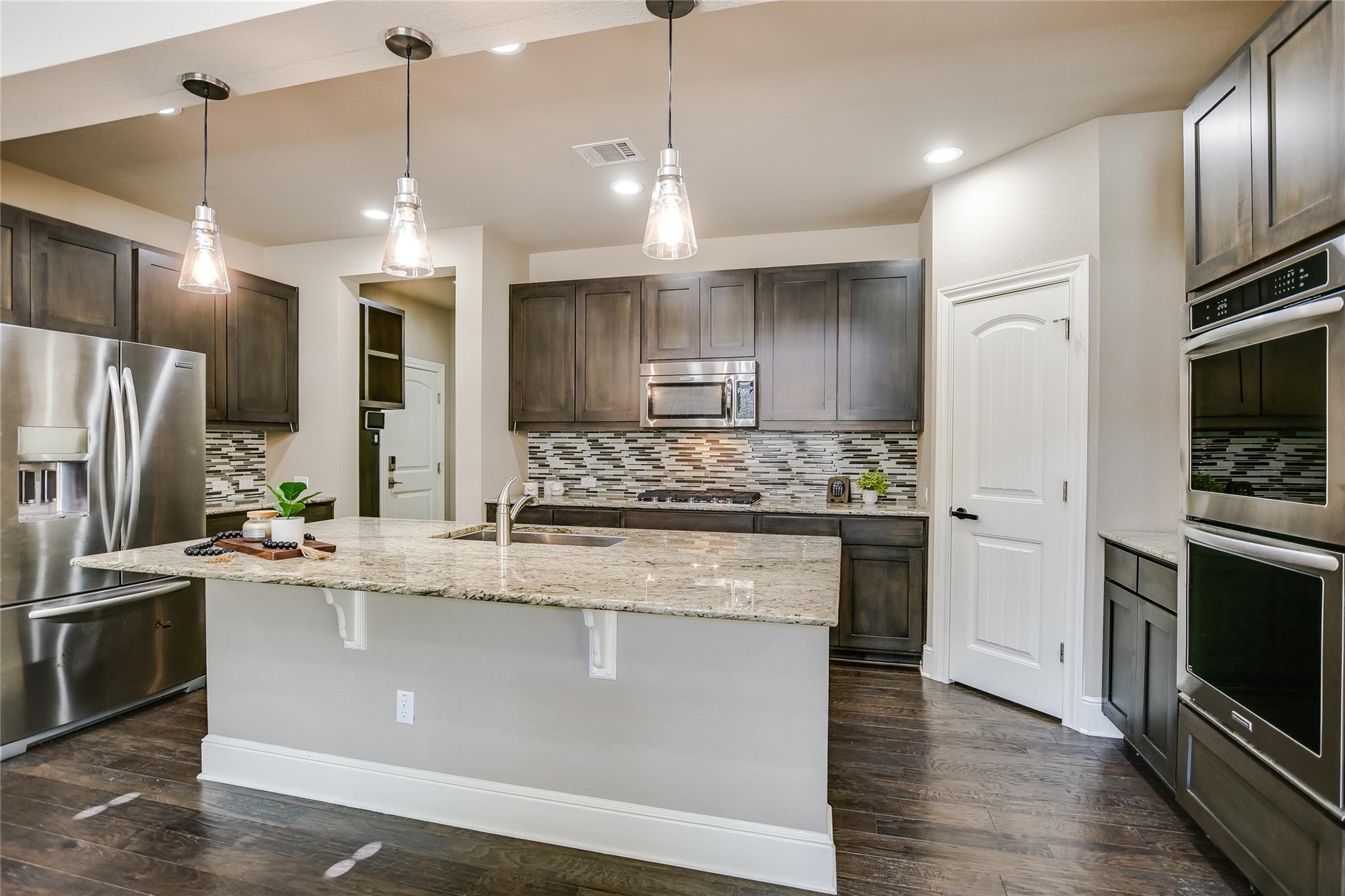 416 Cherokee Rose CIR