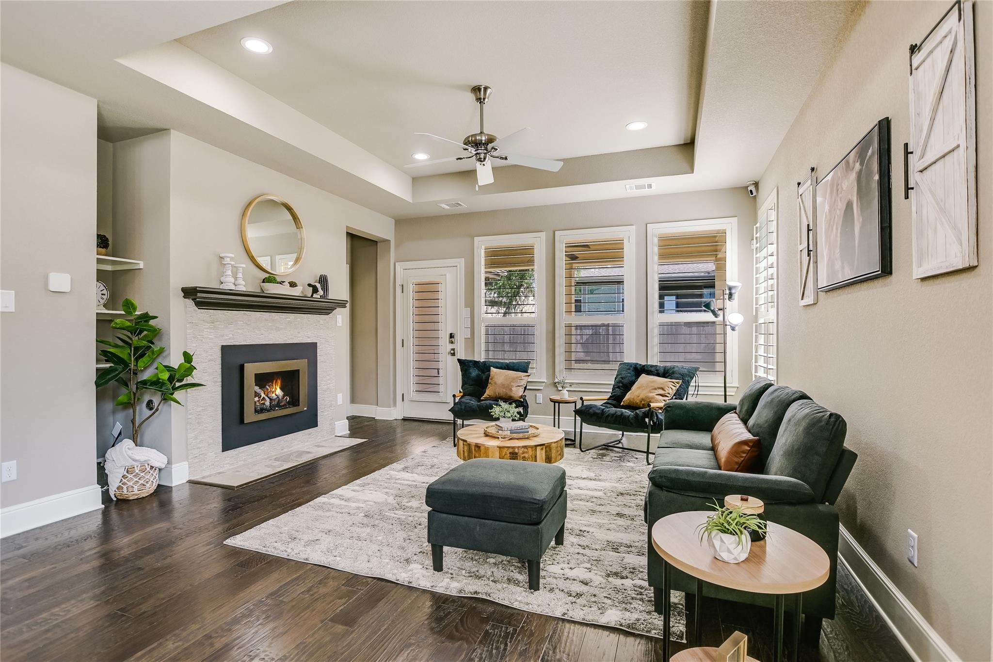 416 Cherokee Rose CIR