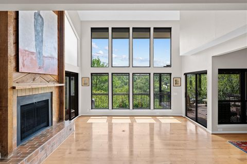 Photo of 8302 Appalachian DR, Austin, TX 78759 (MLS # 3818427)