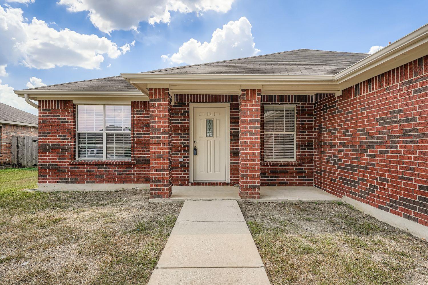 302 Floating Leaf DR