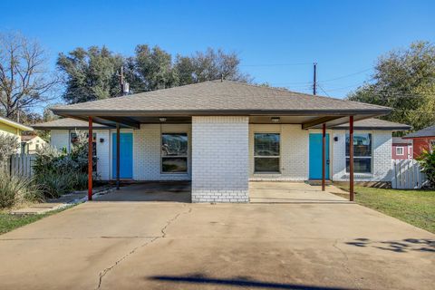 6204 Lotus LN Austin TX 78721