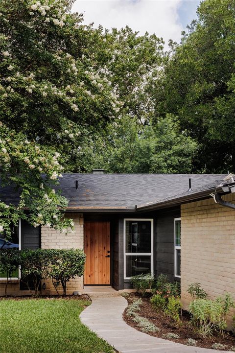 Tiny photo for 5204 Hedgewood Dr, Austin, TX 78745 (MLS # 9698922)