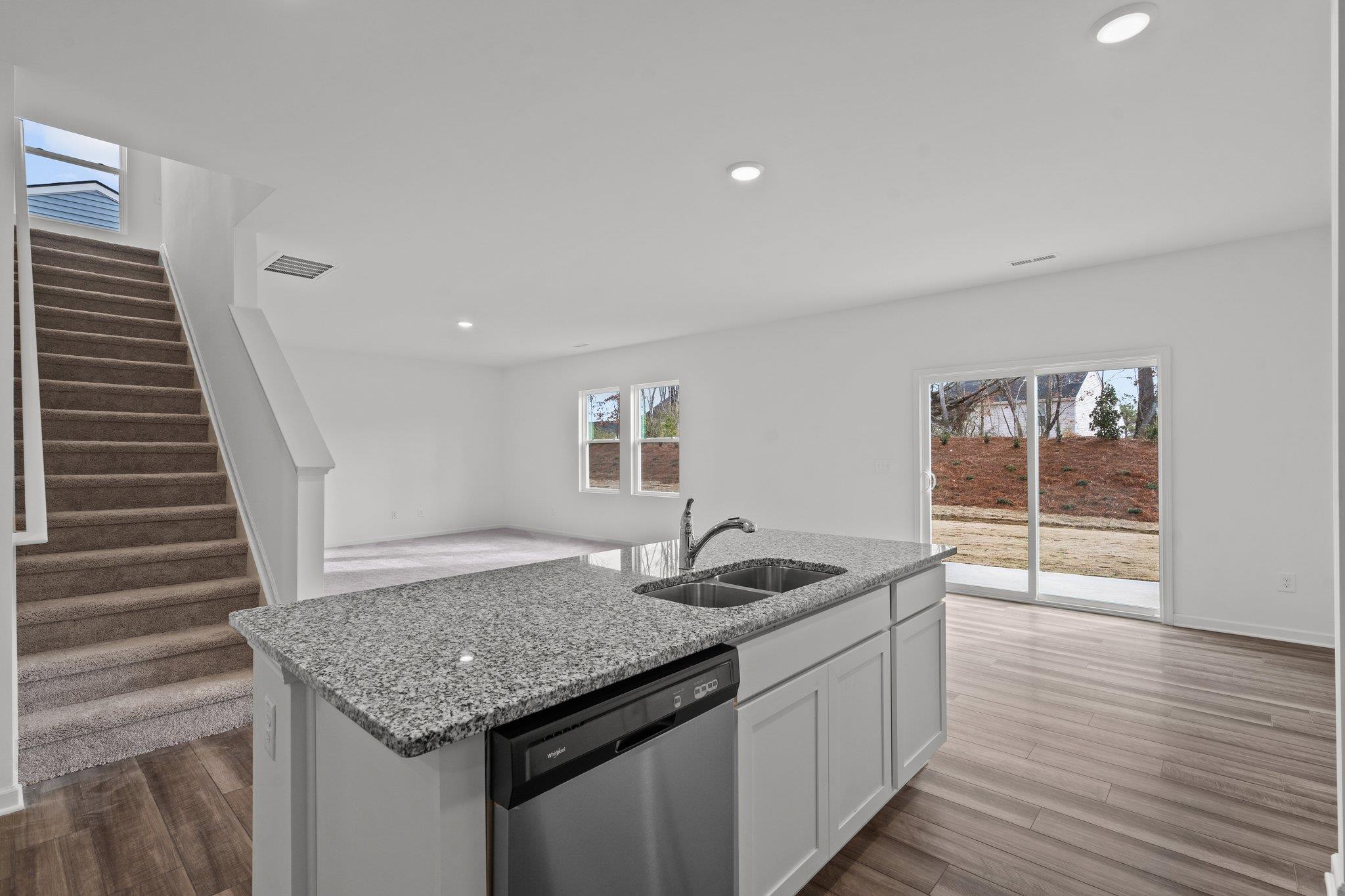 308 Sunlight Lake BLVD