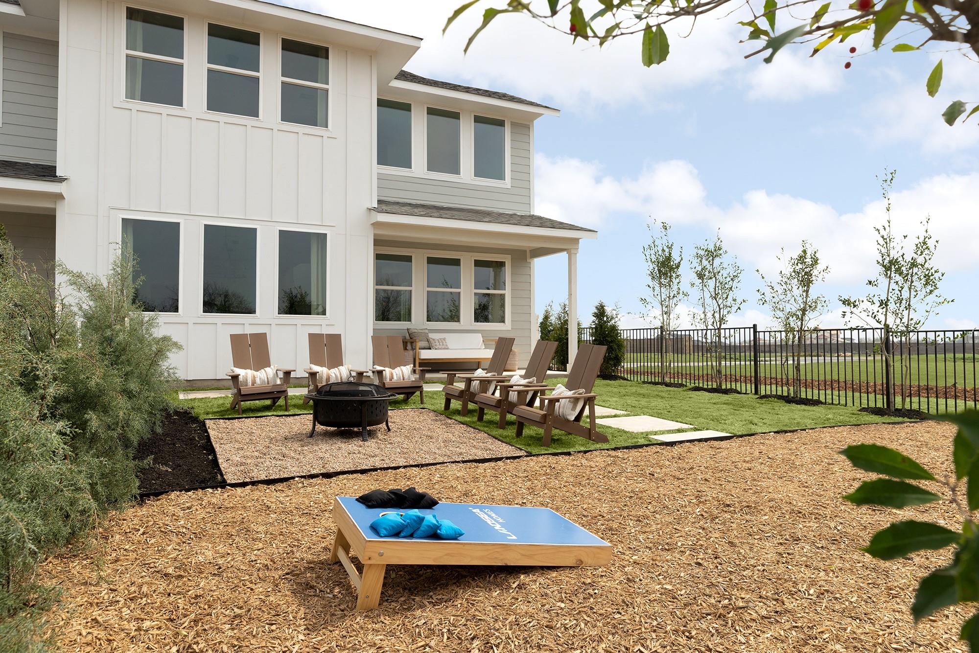 2087 Ezra Finn LOOP