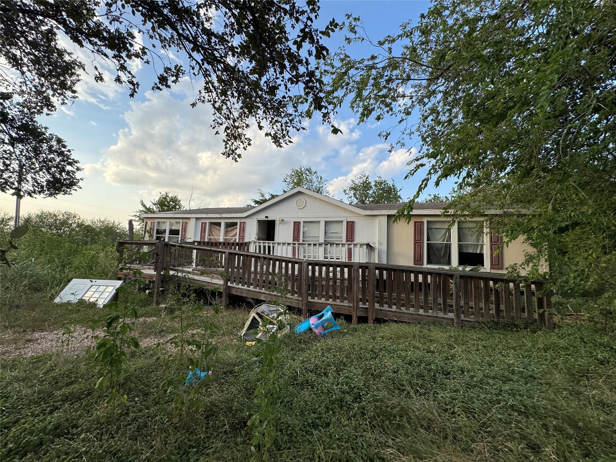 10200 Shively LN