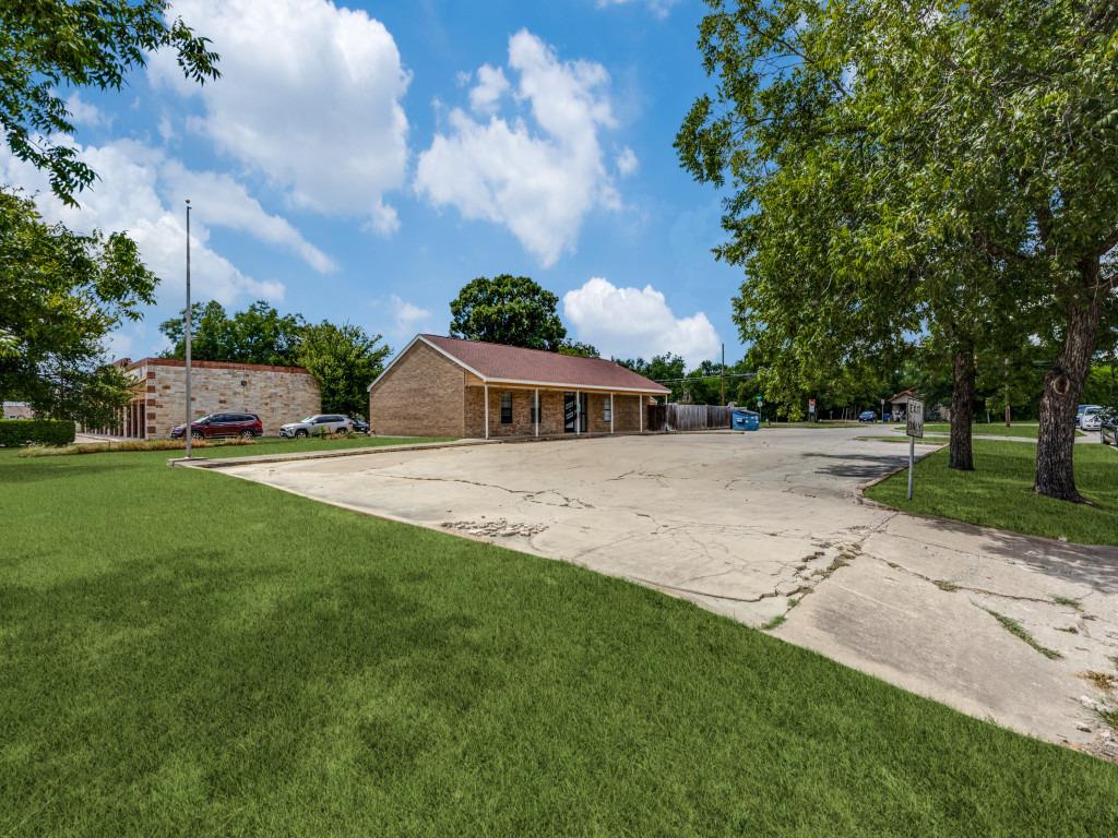101 N Anthony ST