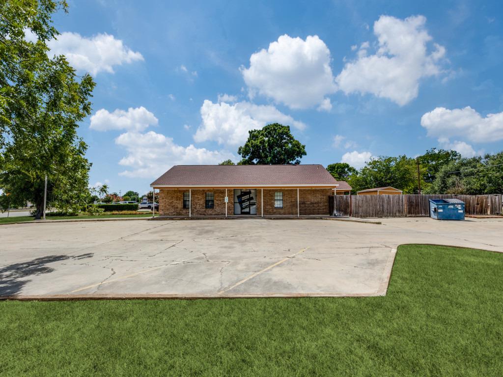 101 N Anthony ST