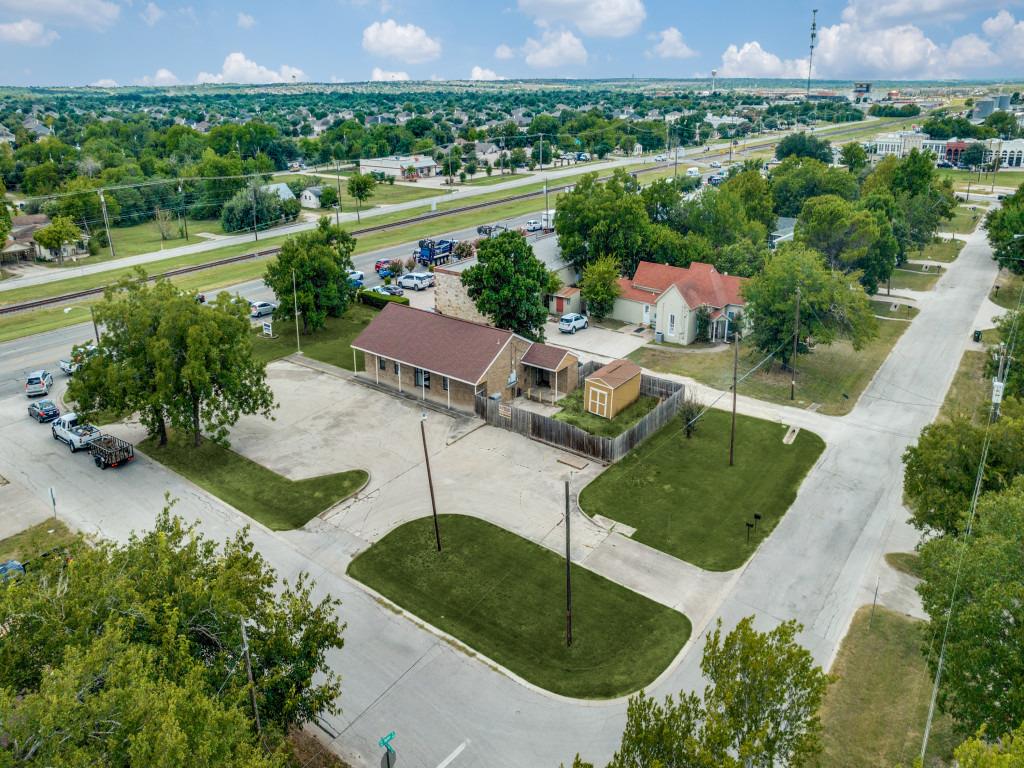 101 N Anthony ST