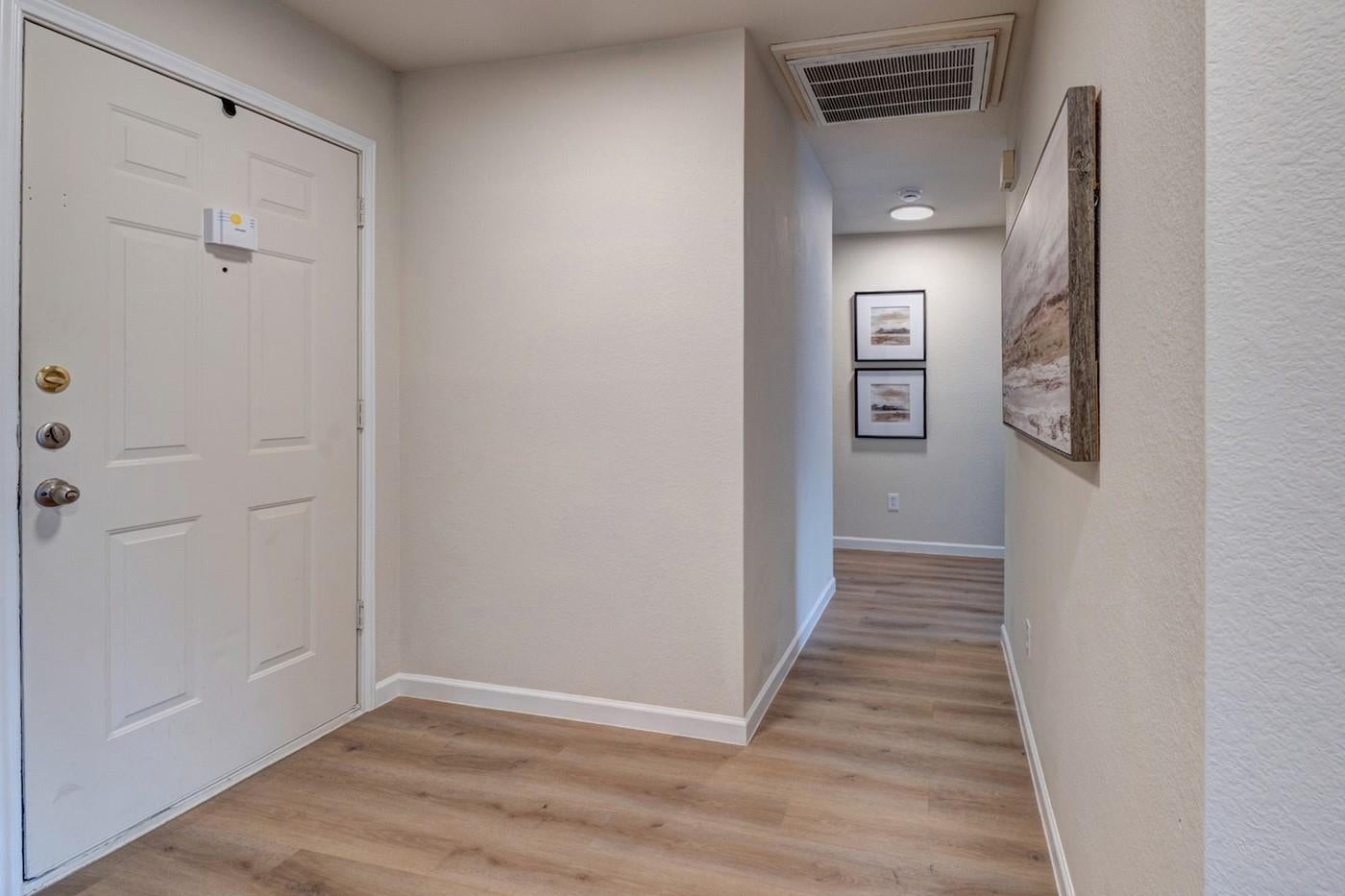 1114 Rolling Ridge DR