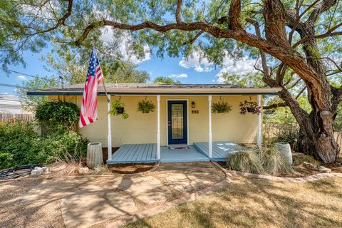 105 Hi View ST Sunrise Beach TX 78643
