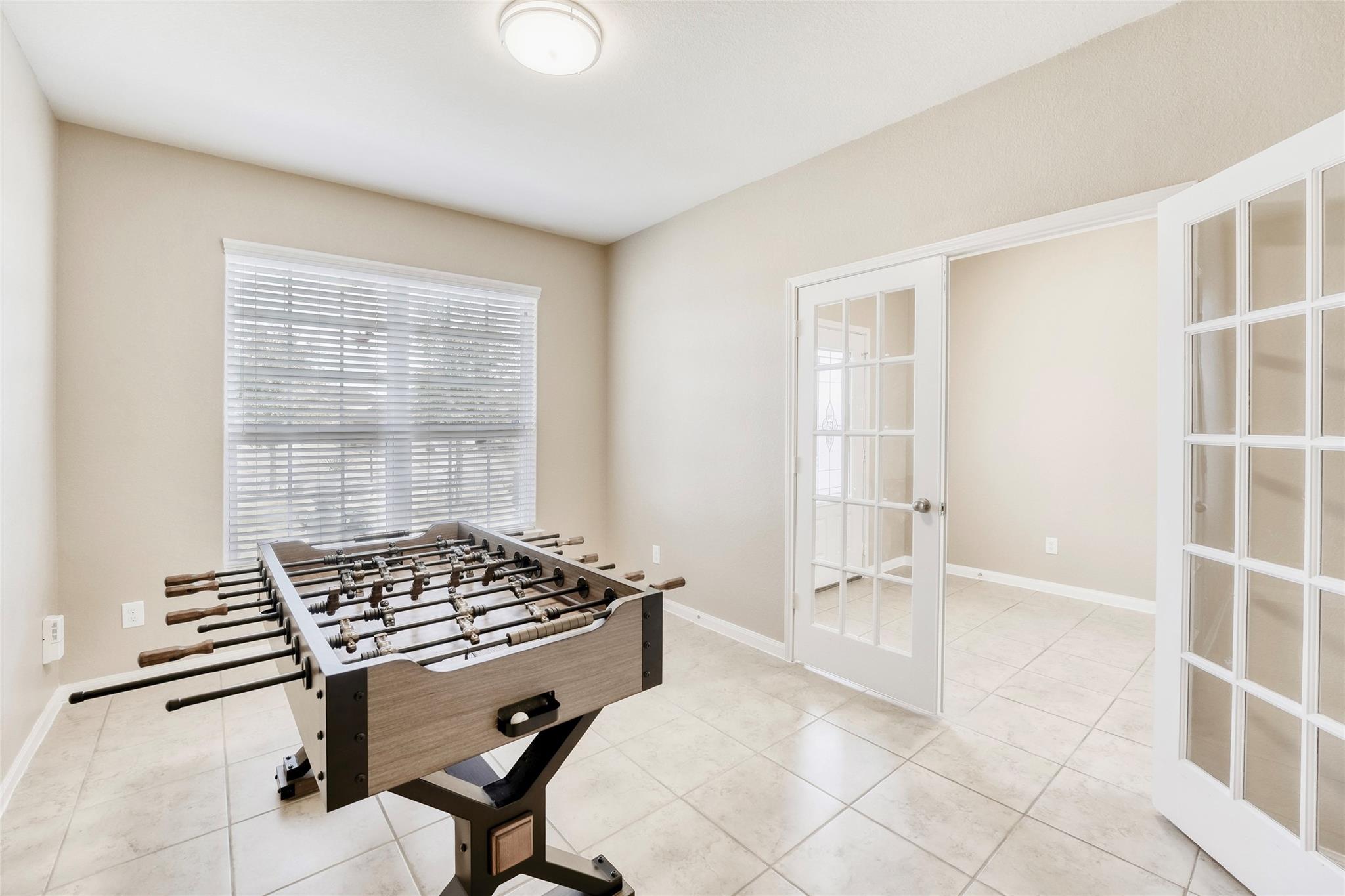 19621 Woodrow Wilson DR