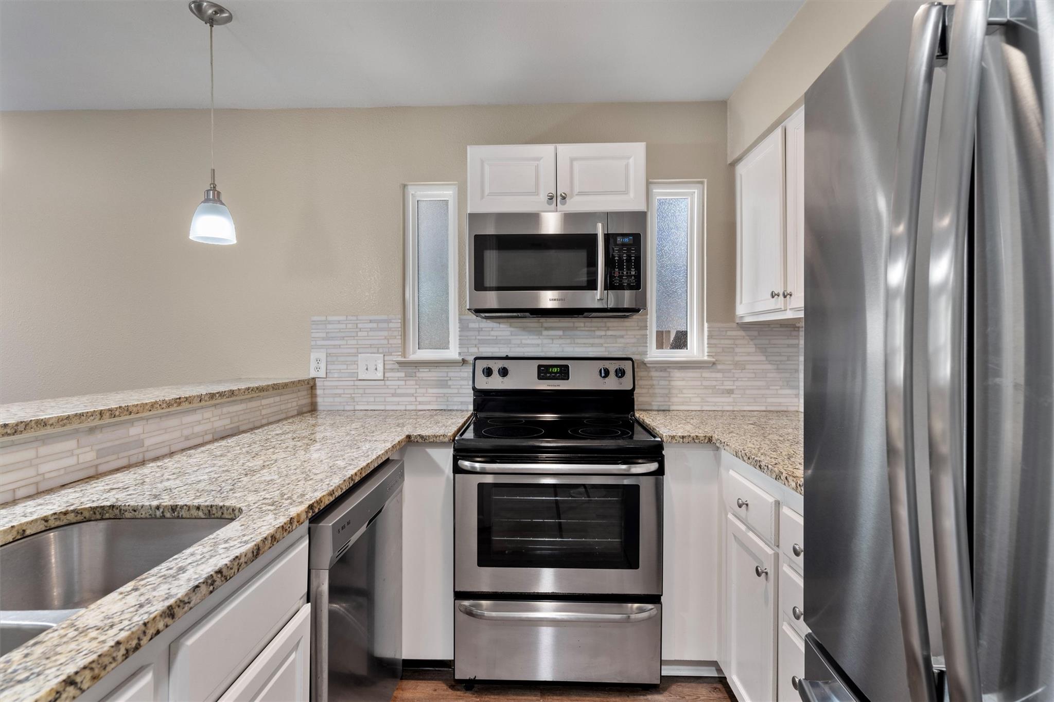 Photo 1 of 21 — 6810 Deatonhill DR 108, Austin, TX 78745