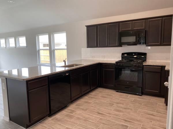 124 Trailside LN
