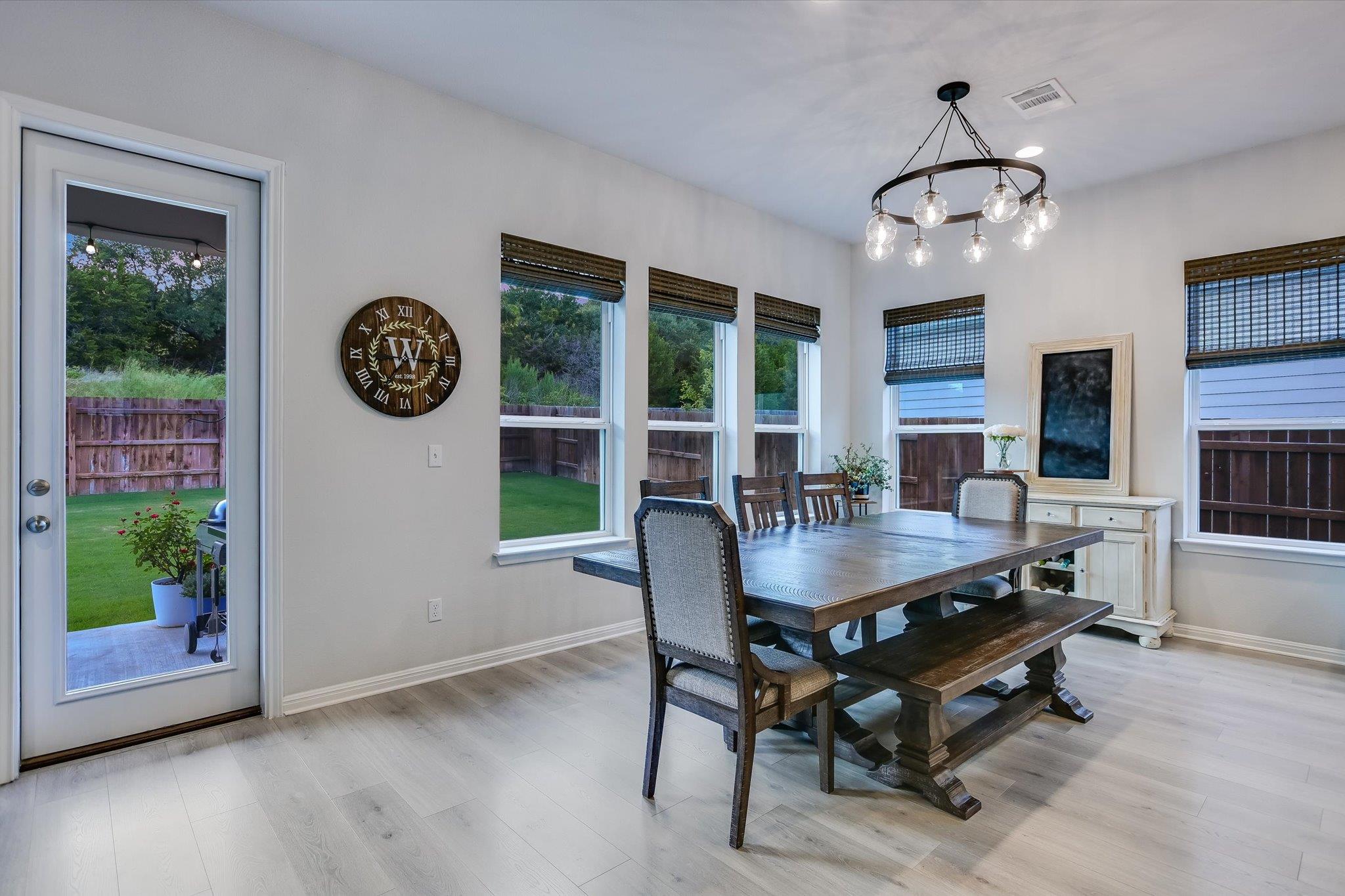 Liberty Hill, Texas 78642, United States, 4 Bedrooms Bedrooms, ,3 BathroomsBathrooms,Residential,Active,169697