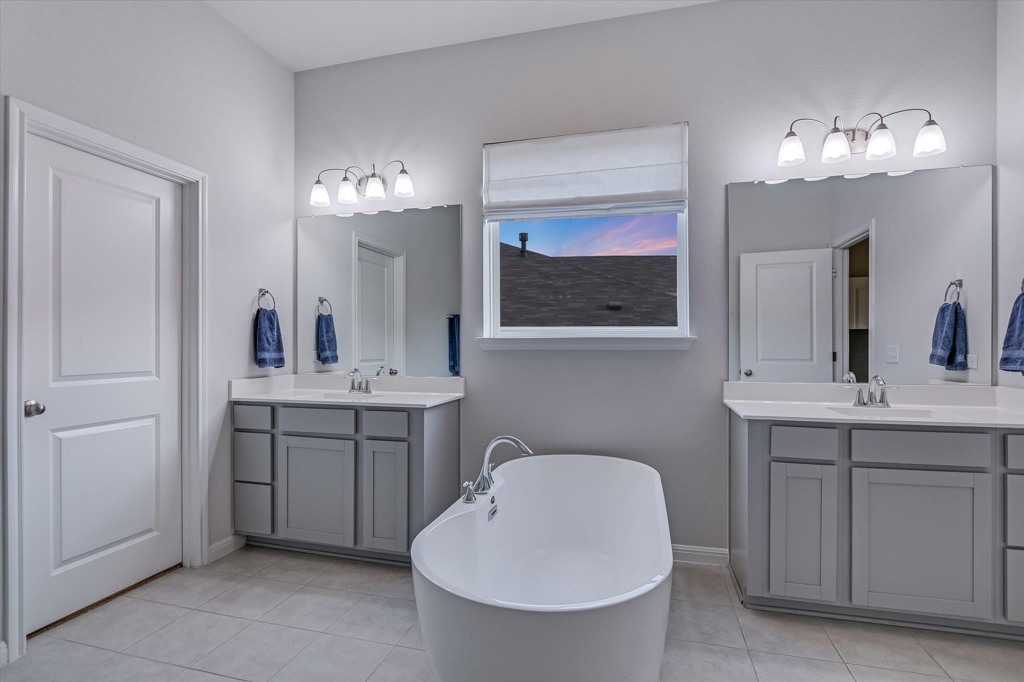 Liberty Hill, Texas 78642, United States, 4 Bedrooms Bedrooms, ,3 BathroomsBathrooms,Residential,Active,169697