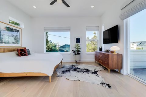 Tiny photo for 4712 Reyes ST #1, Austin, TX 78721 (MLS # 5818109)