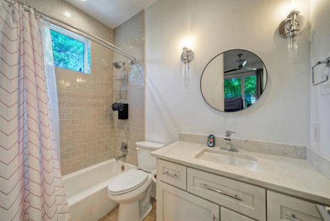 Tiny photo for 10 Monarch Oaks LN, The Hills, TX 78738 (MLS # 9311683)