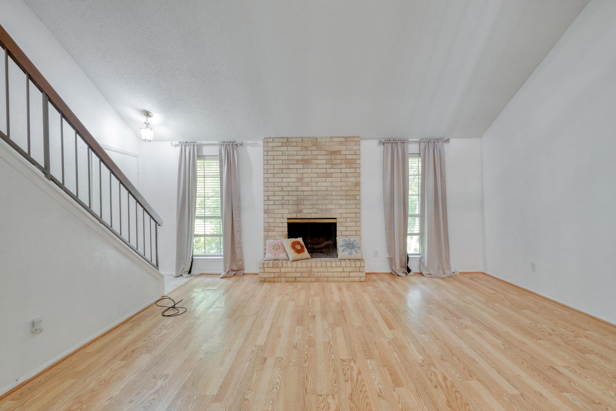 7400 Ophelia DR