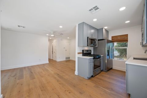 Tiny photo for 5804 Tracy Lynn LN #A, Austin, TX 78721 (MLS # 8134514)