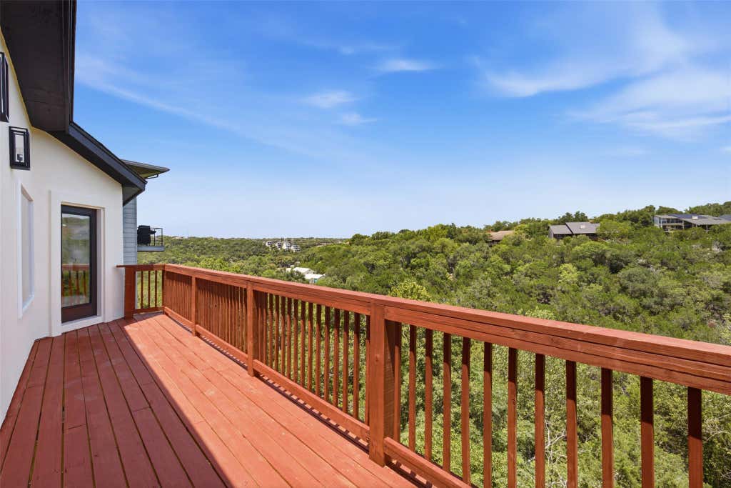 Photo of 9312 Knoll Crest LOOP, Austin, TX 78759 (MLS # 9582387)