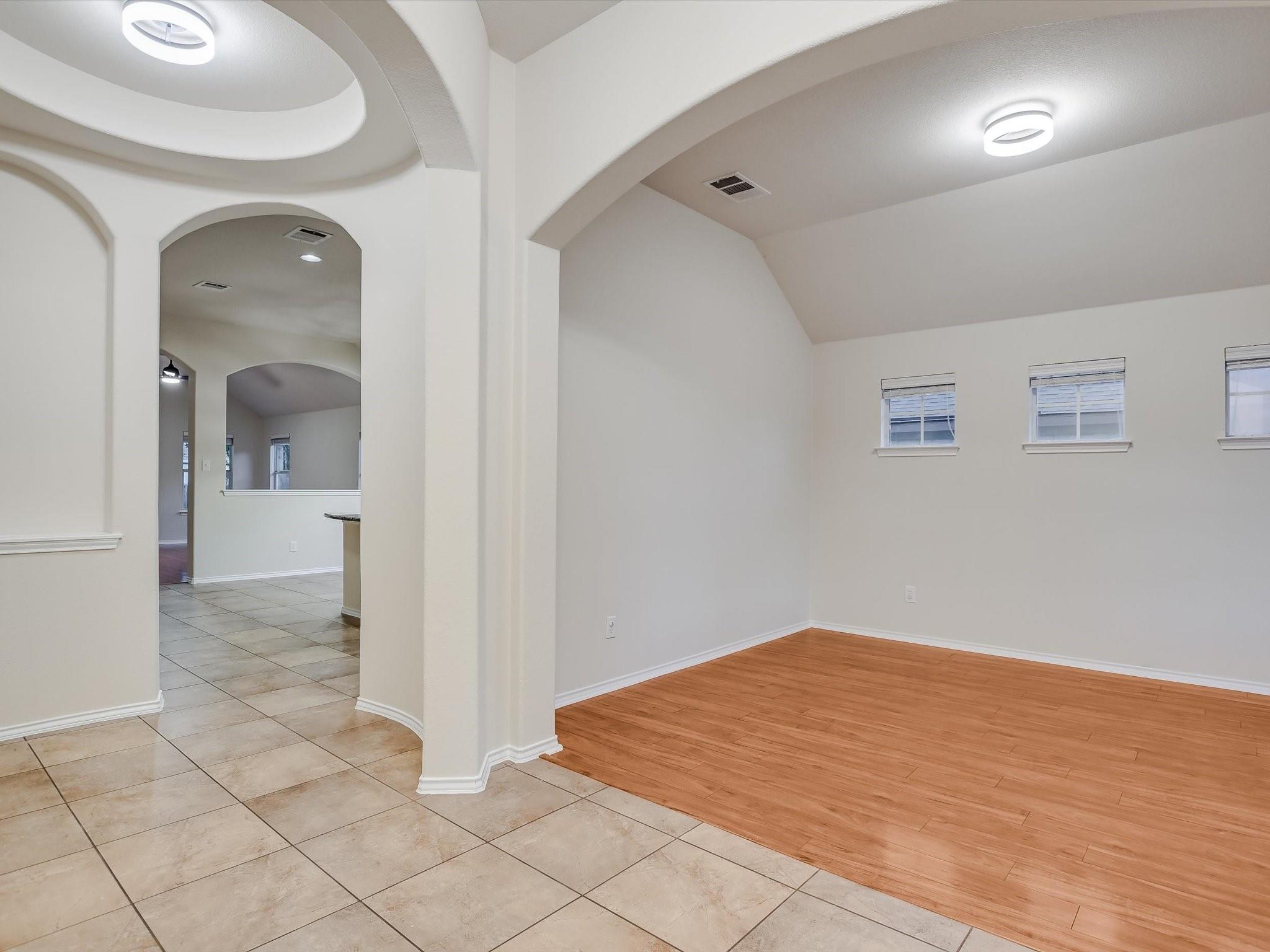 Pflugerville, Texas 78660, United States, 3 Bedrooms Bedrooms, ,2 BathroomsBathrooms,Residential,Pending,35544