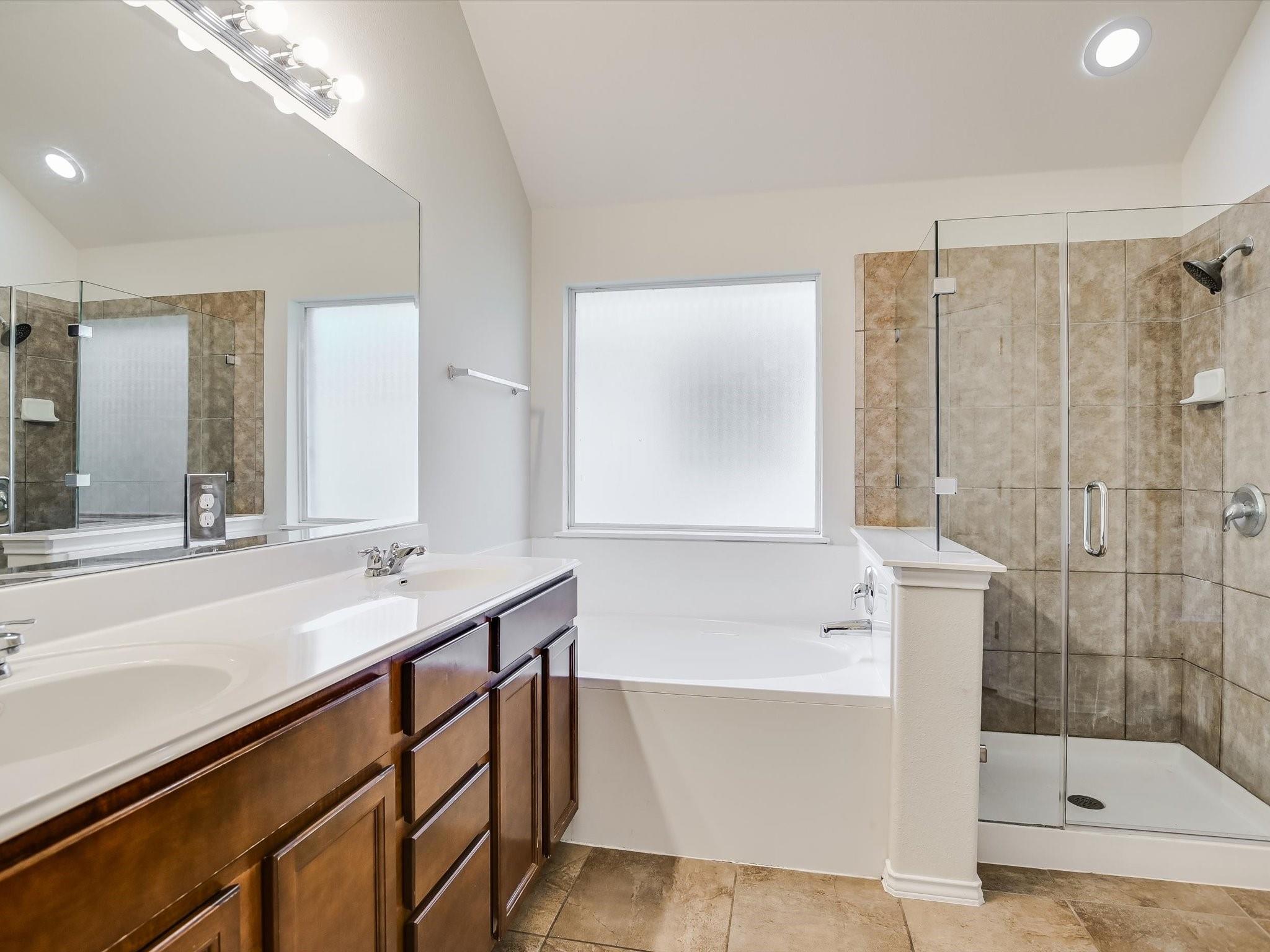 Pflugerville, Texas 78660, United States, 3 Bedrooms Bedrooms, ,2 BathroomsBathrooms,Residential,Pending,35544