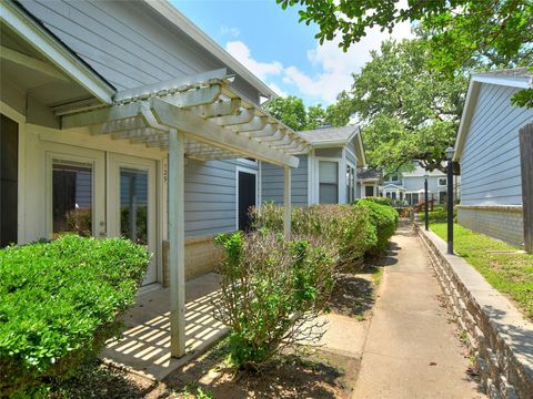 Tiny photo for 2001 Parker LN #129, Austin, TX 78741 (MLS # 3114963)