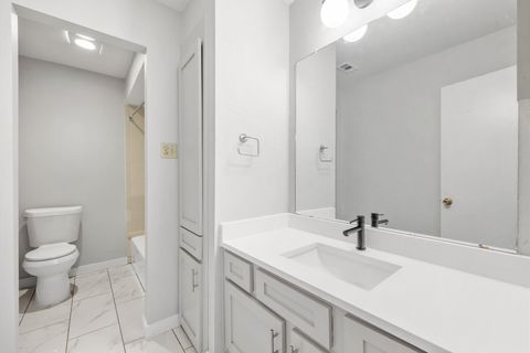 Tiny photo for 2001 Parker LN #129, Austin, TX 78741 (MLS # 3114963)