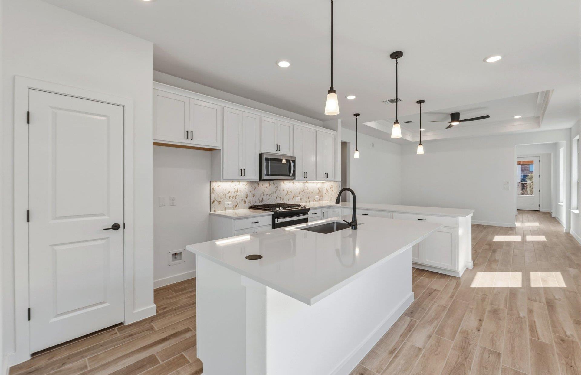 1832 Spring Mountain CV