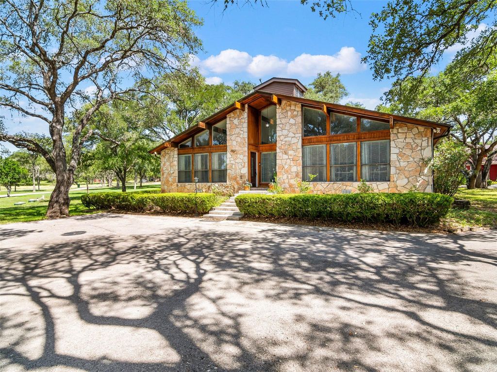 Photo of 101 Hunters Glen DR, San Marcos, TX 78666 (MLS # 4194411)