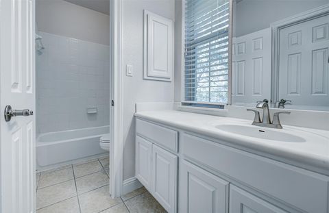 Tiny photo for 5701 Laguna Cliff LN, Austin, TX 78734 (MLS # 7749775)