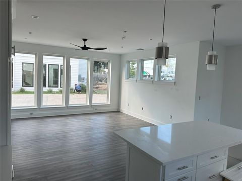 Tiny photo for 2111 Prather LN #4, Austin, TX 78704 (MLS # 4271637)