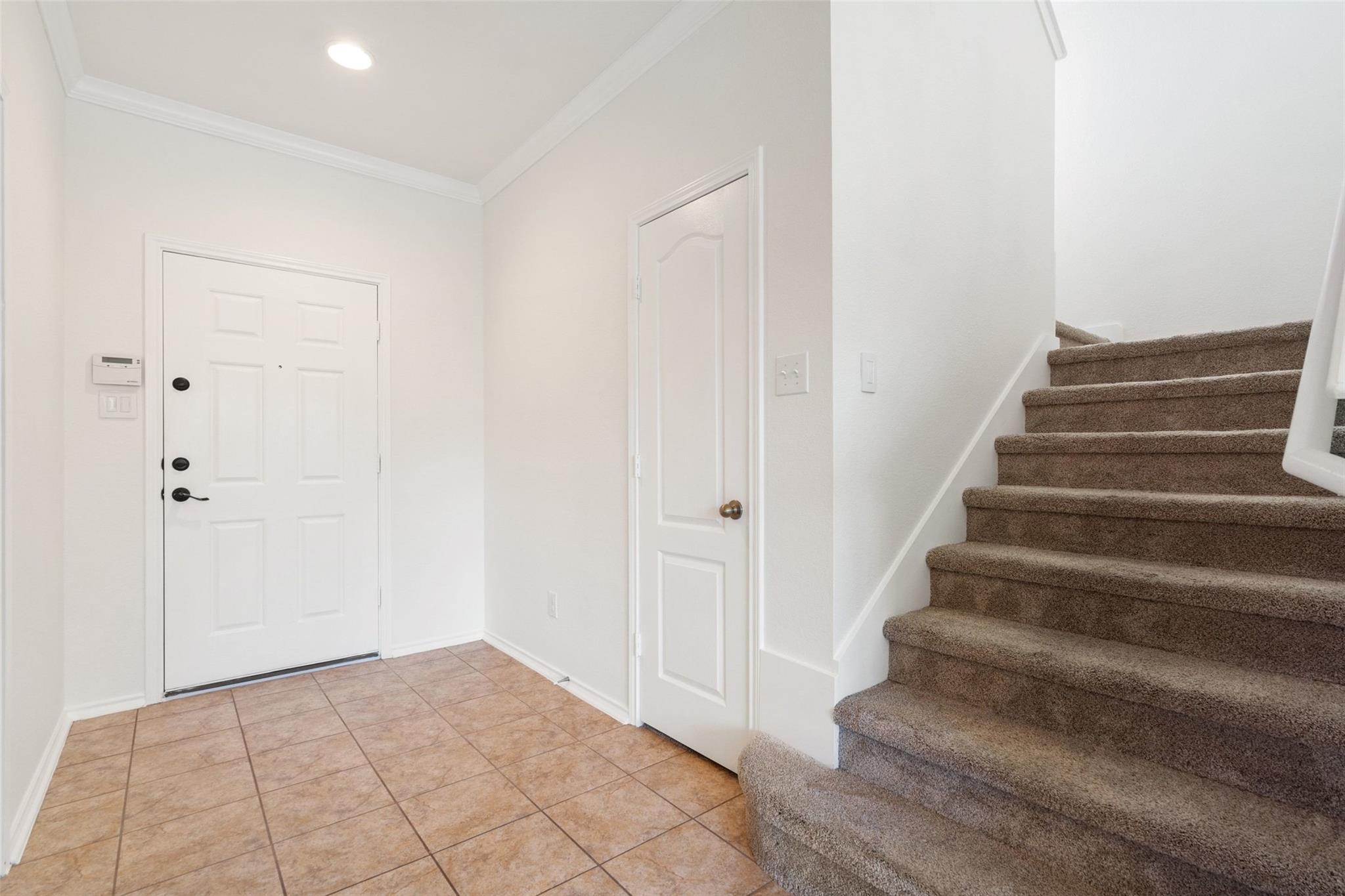 905 Oatmeal DR