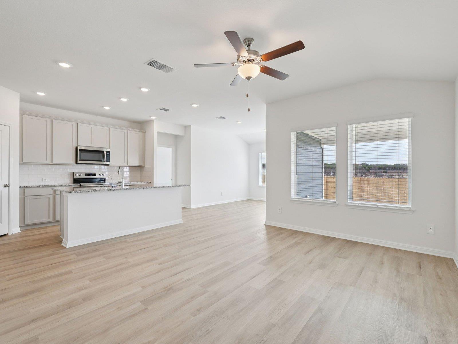 144 Woodbrook DR