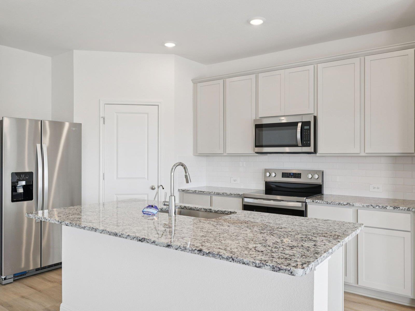 144 Woodbrook DR