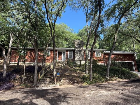 2408 Pemberton PKWY Austin TX 78703
