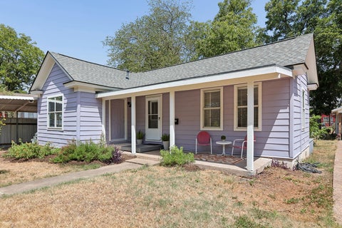 Photo of 1702 Willow ST, Austin, TX 78702 (MLS # 8829729)