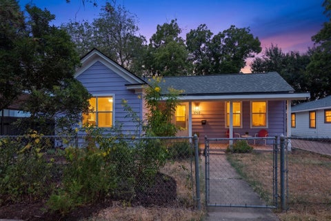 Tiny photo for 1702 Willow ST, Austin, TX 78702 (MLS # 8829729)