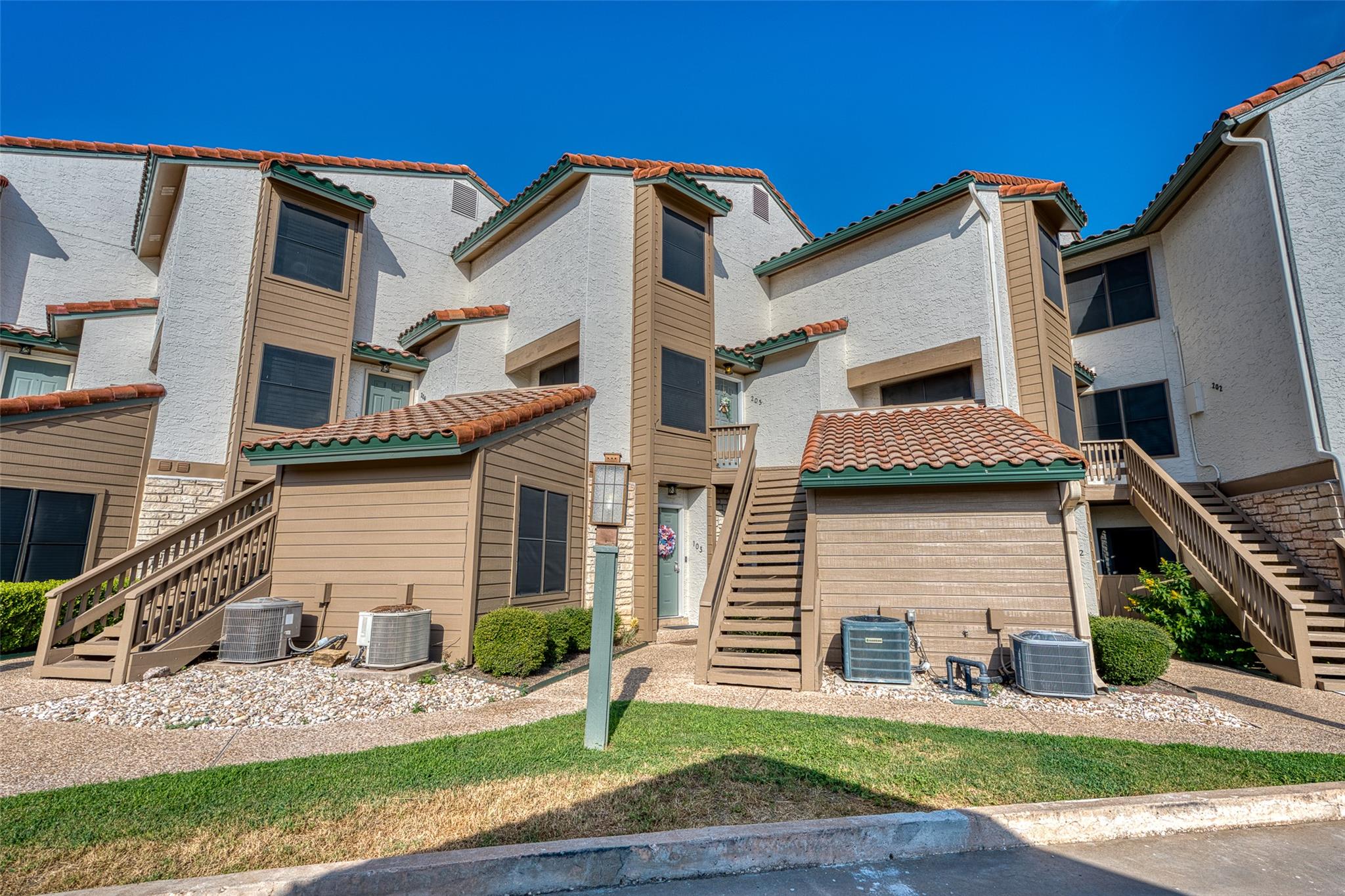 509 Short Circuit 203