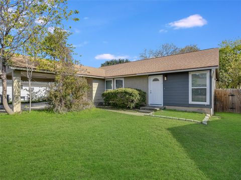 Photo of 10701 Lanshire DR #B, Austin, TX 78758 (MLS # 3492296)