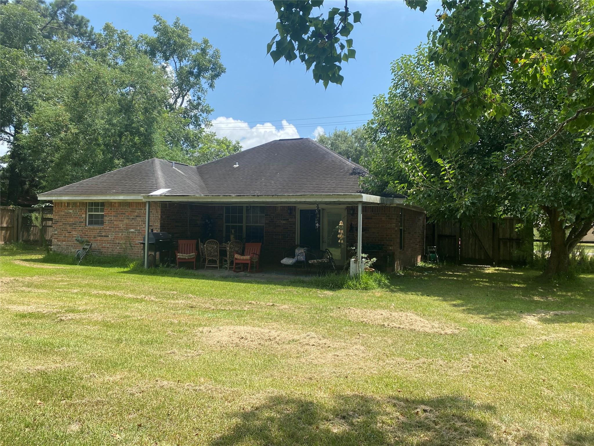 920 W Buccaneer DR W