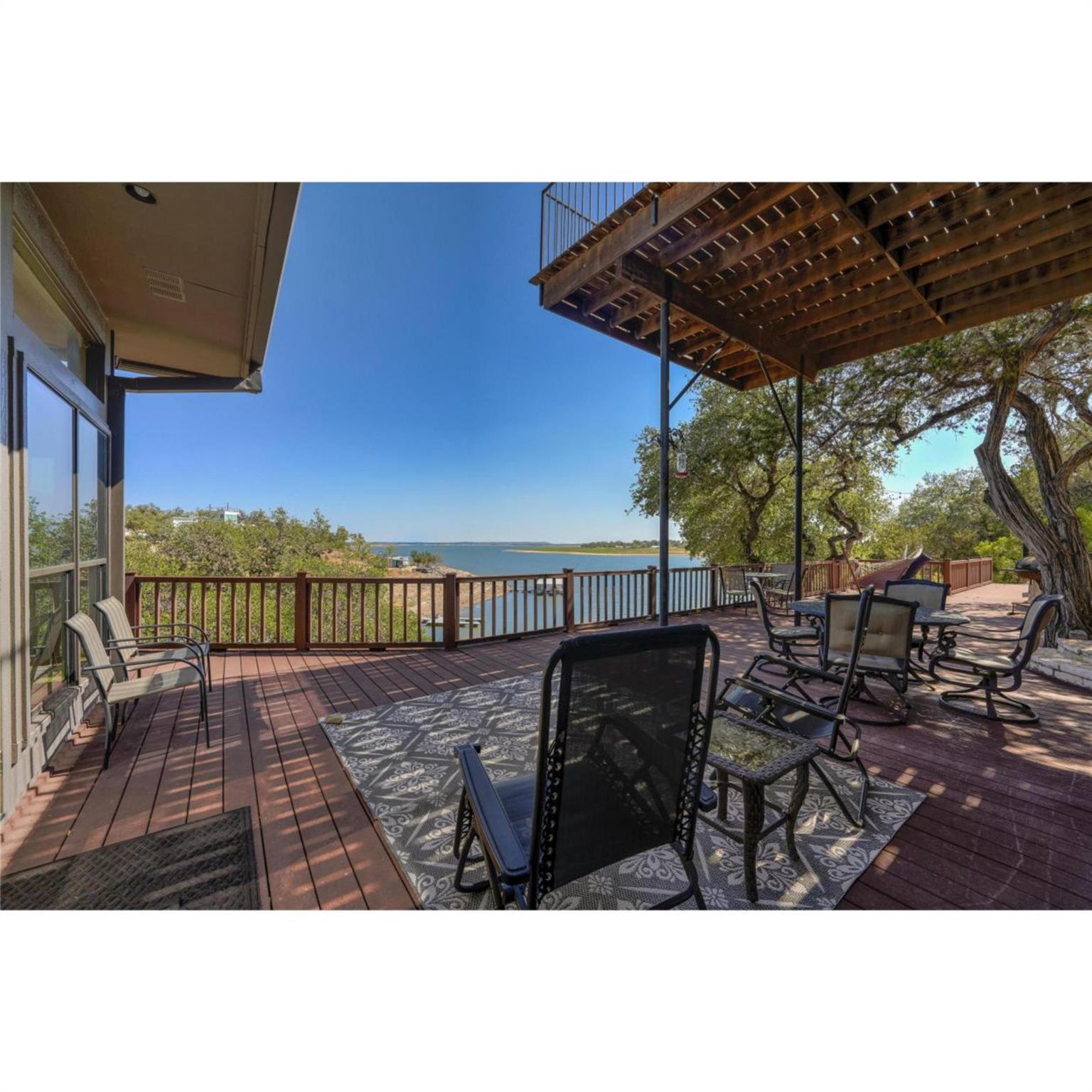 1225 Waterway LN