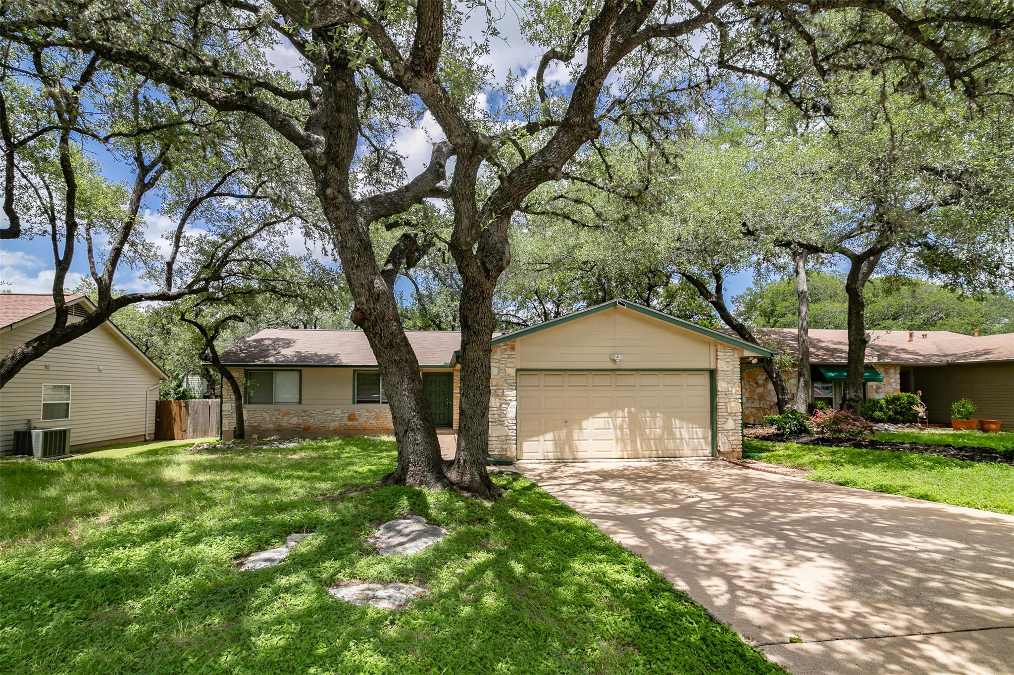 3312 Galesburg DR