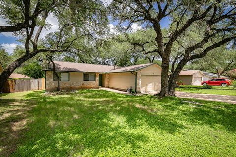 Photo of 3312 Galesburg DR, Austin, TX 78745 (MLS # 5612959)