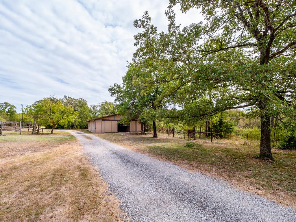 298 Jenkins RD
