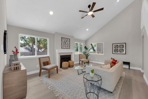 Photo of 12711 Theriot TRL, Austin, TX 78727 (MLS # 6746863)