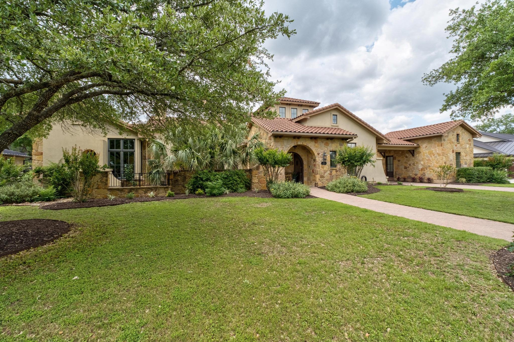 505 Indigo LN