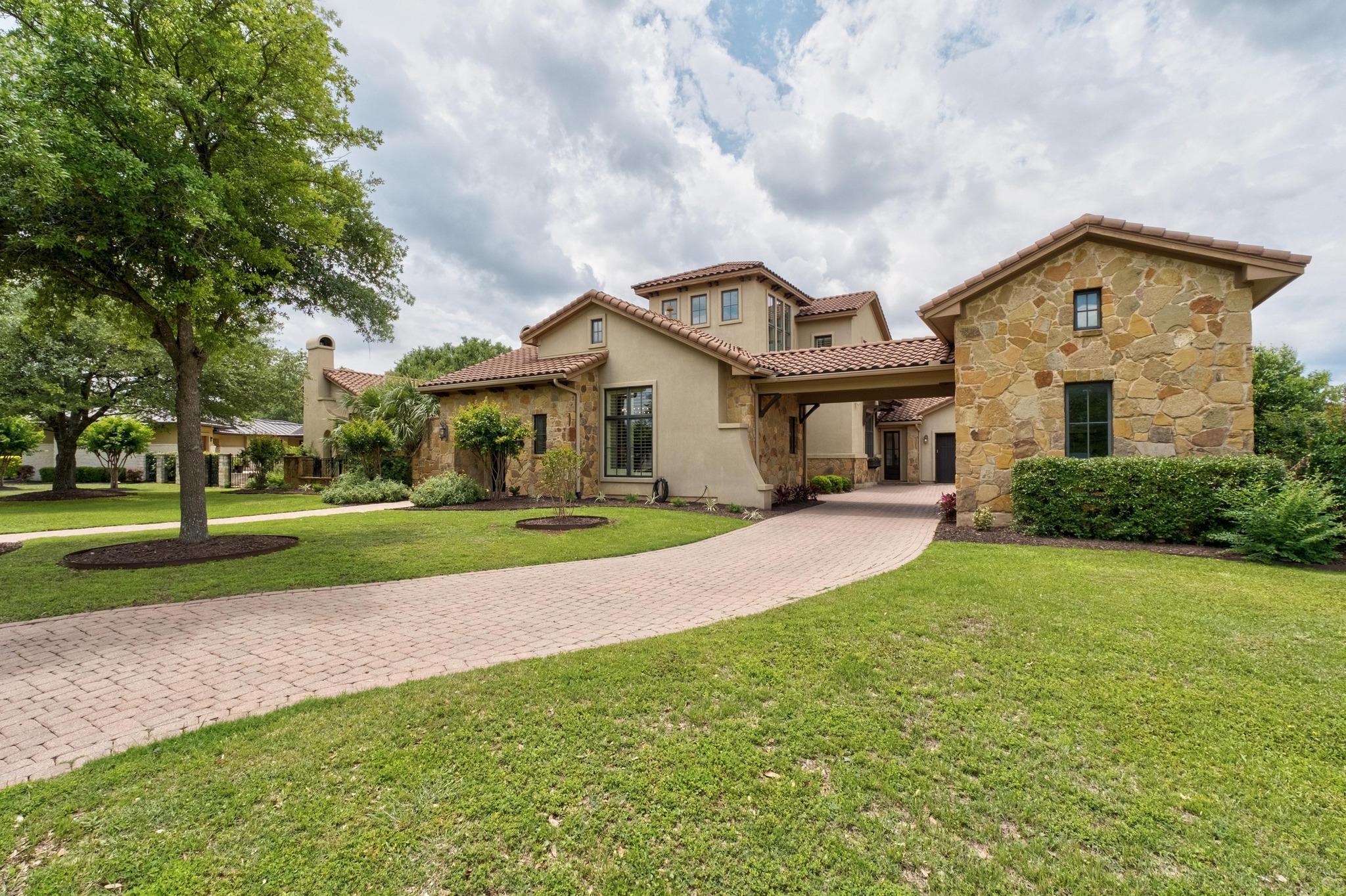 505 Indigo LN