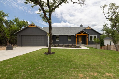 Photo of 2807 Wilson Ave, Lago Vista, TX 78645 (MLS # 6976533)