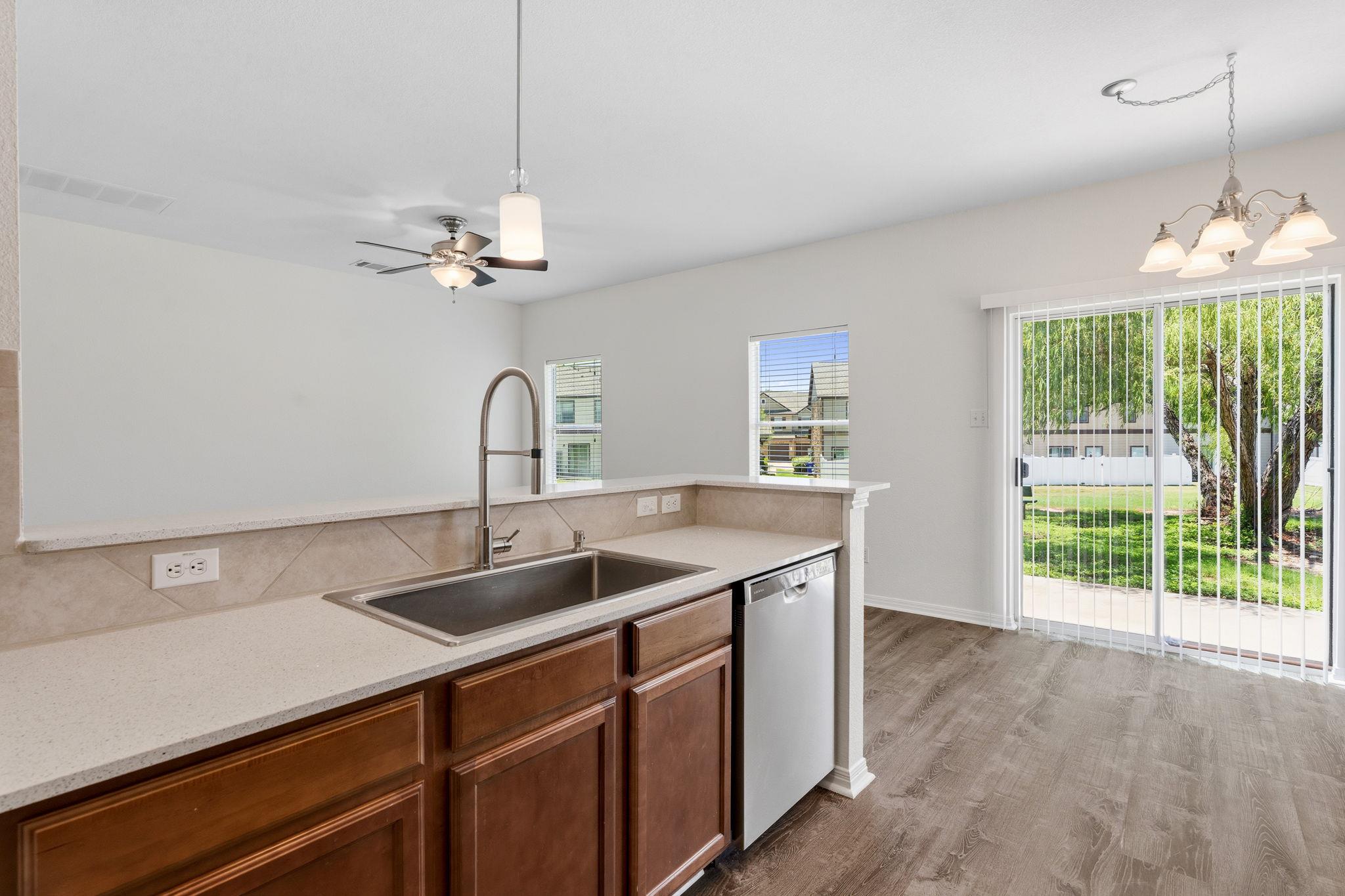 1900 Little Elm TRL 78